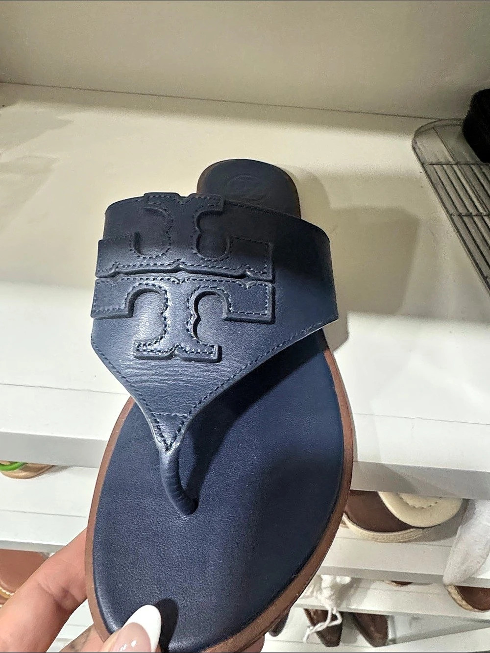 Tory Burch Miller Leather Thong Sandal Leather Logo Flip Flop Sandals in Blue
